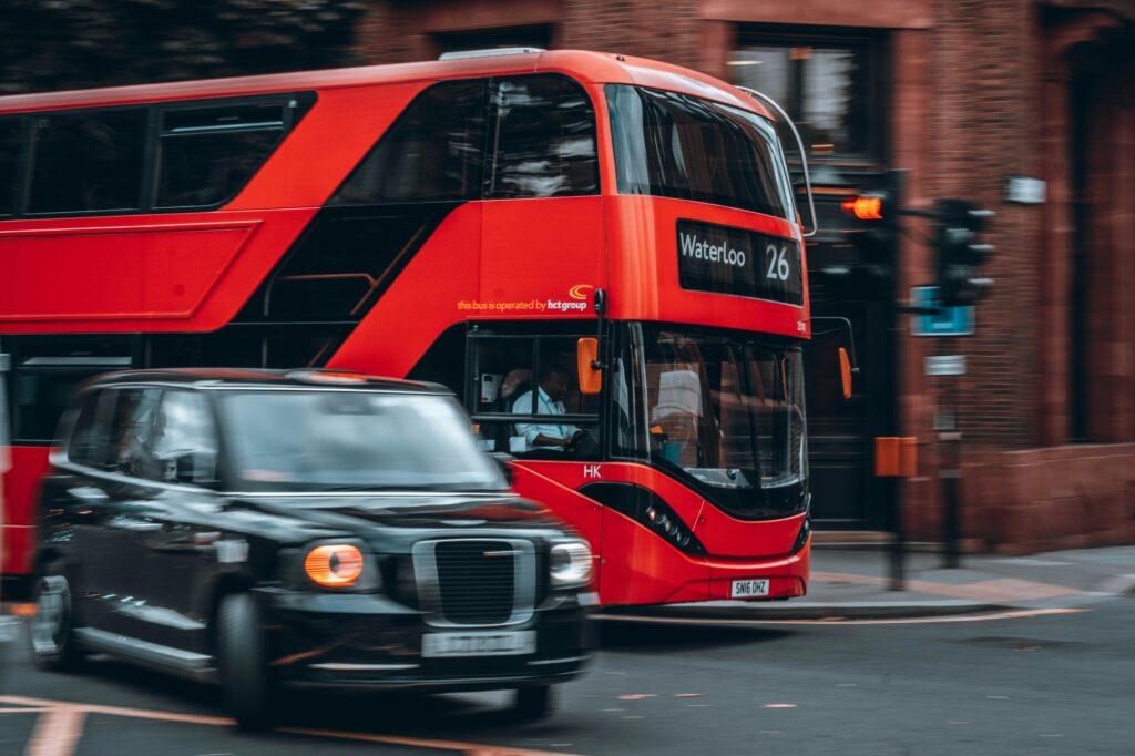 The double-decker to Waterloo